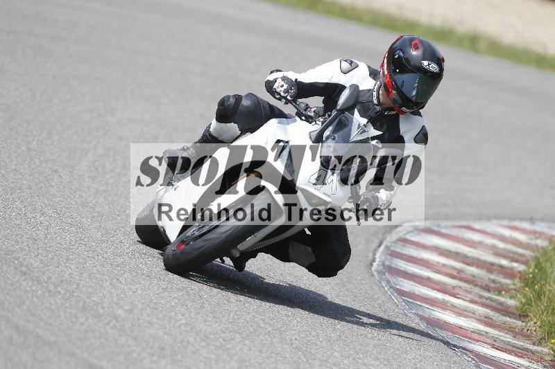 /27 12.06.2025 Ducati Schweiz Trackday Warmup  ADR/blau-bleu/41